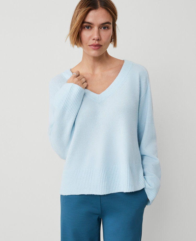 Weekend Collection Relaxed V-Neck Sweater