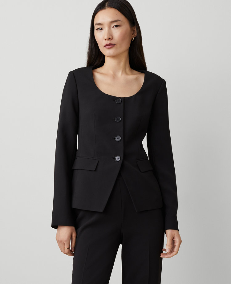 Fluid Crepe Fitted U-Neck Jacket