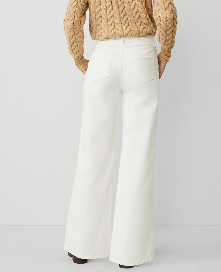 The Wide-Leg Corduroy Pant