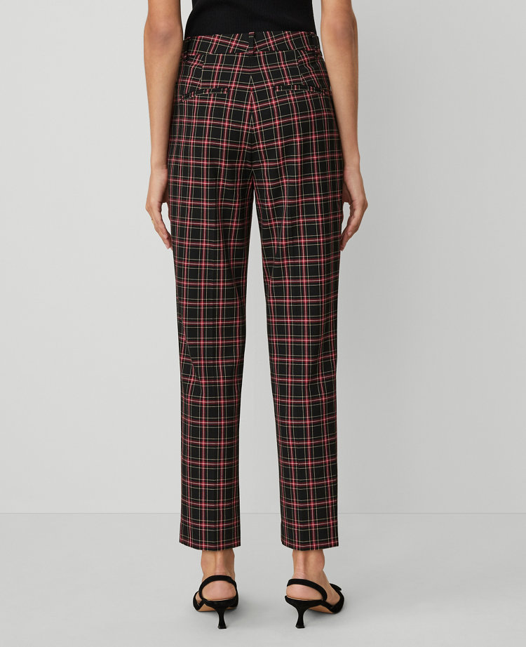 The Petite Eva Ankle Pant in Plaid - Curvy Fit