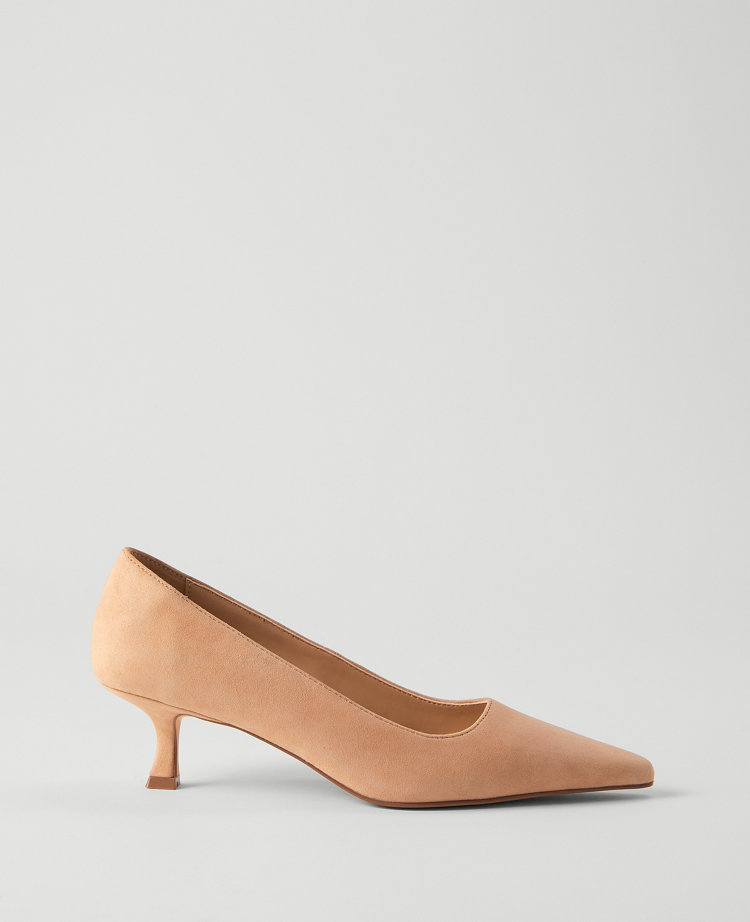 Nip Toe Suede Pump