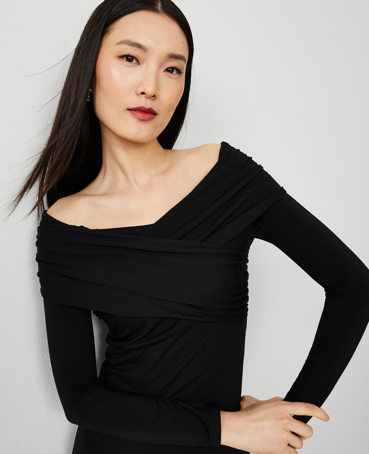 Twist Off The Shoulder Knit Midi Dress