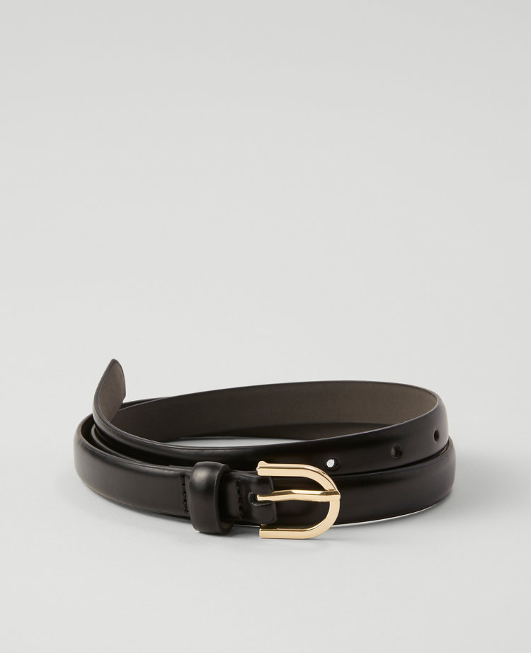 Oval Buckle Skinny Leather Belt