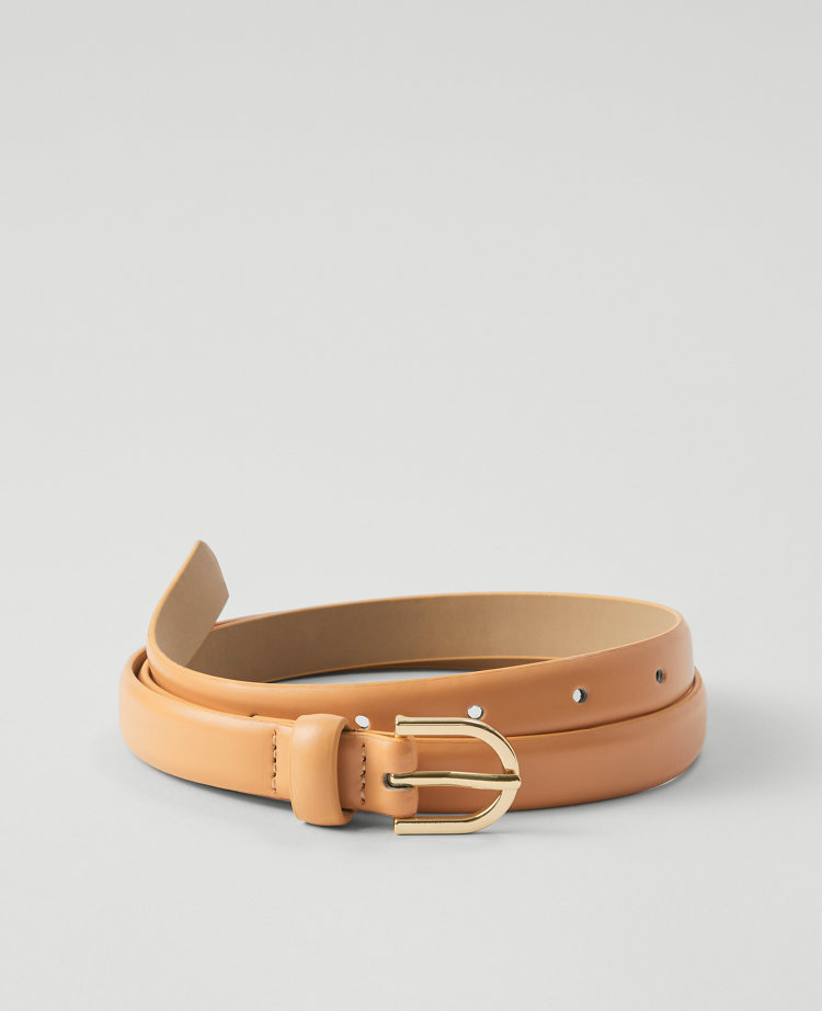 Oval Buckle Skinny Leather Belt