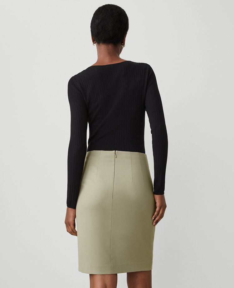 The Side-Vent Pencil Skirt