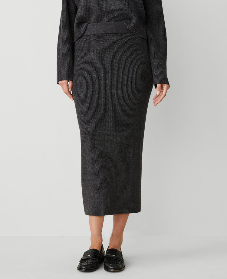Petite Weekend Collection Ribbed Sweater Skirt