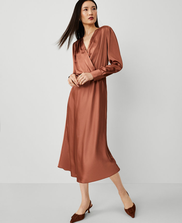 Petite V-Neck Midi Dress