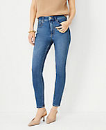 High Rise Skinny Jeans in Classic Indigo Wash carousel Product Image 1