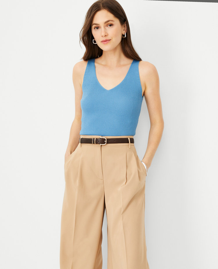 Ribbed V-neck Sweater Shell