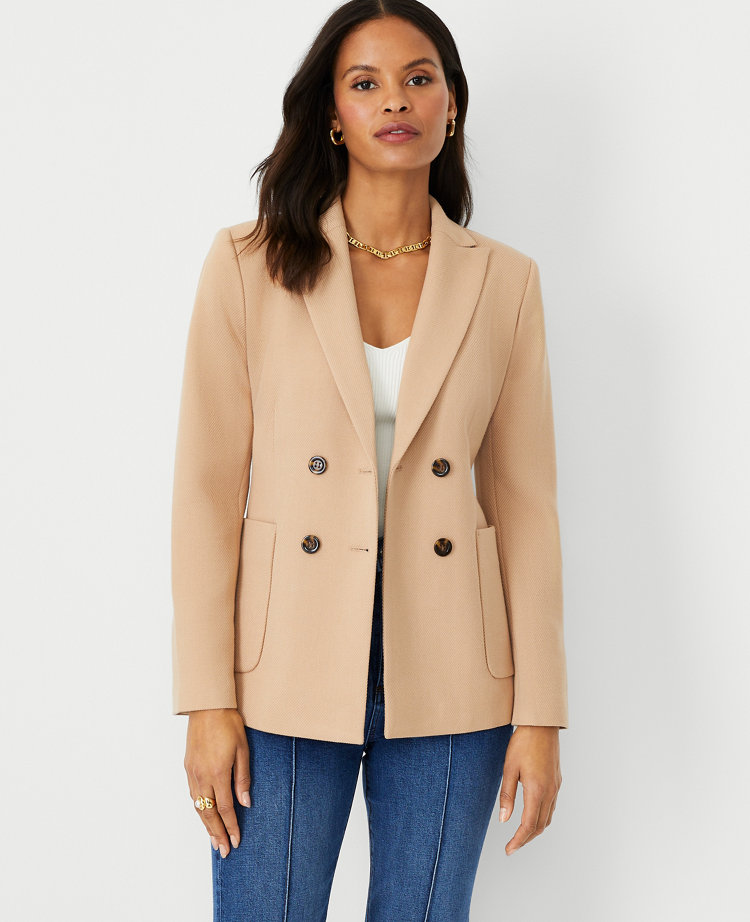 The Petite Fitted Double Breasted Blazer in Twill