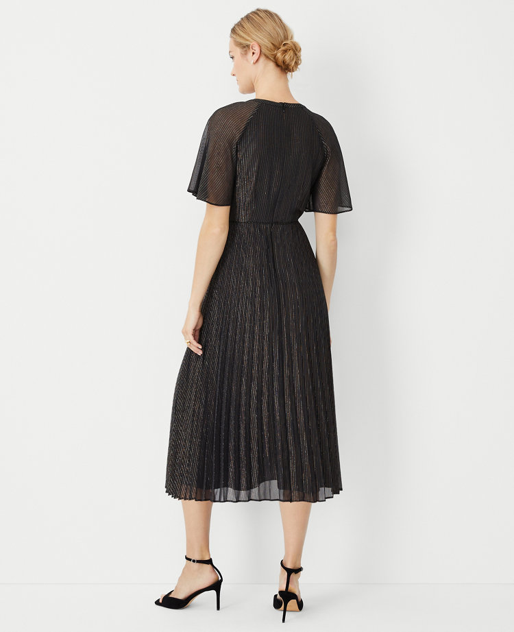 Striped pleated outlet dress