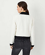 The Blocked Cropped Double Breasted Blazer in Tweed carousel Product Image 3