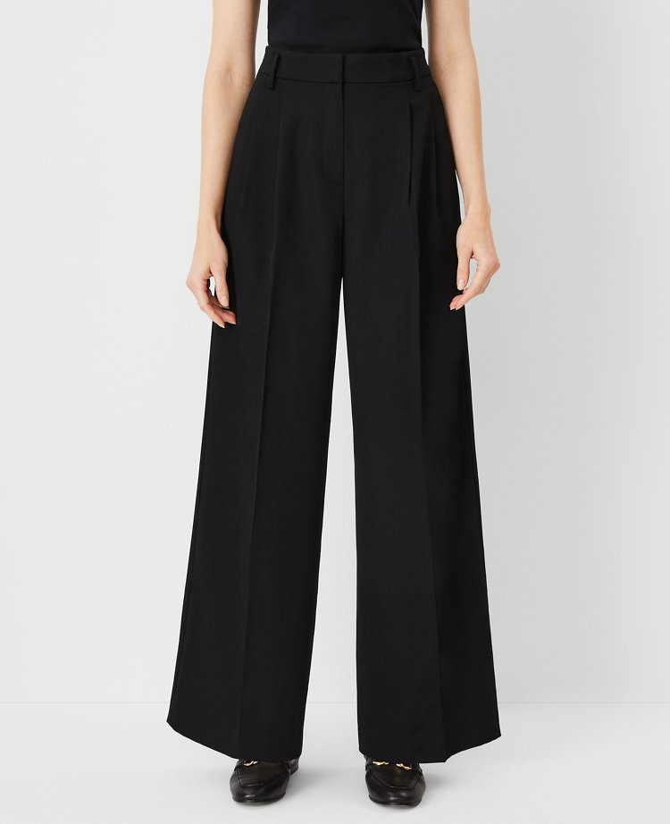 The Pleated Wide-Leg Pant