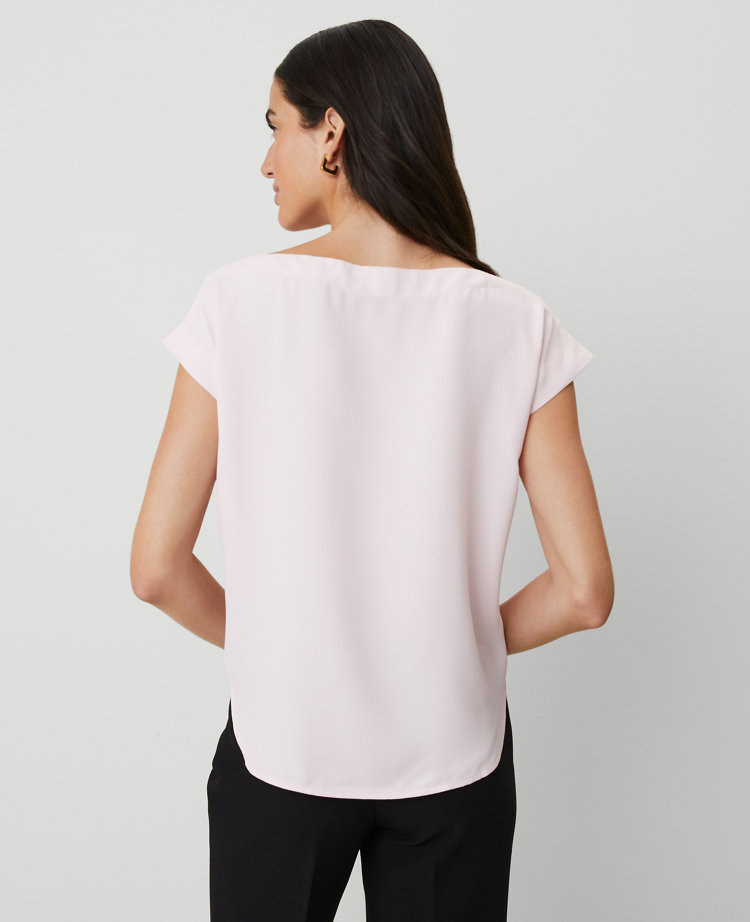 Boatneck Shirttail Top