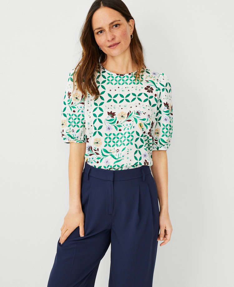 MAZE SNAP FLORAL V-NECK TEE - MELON main image 1