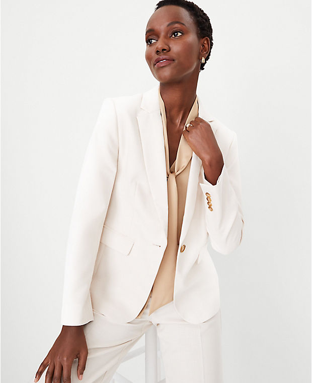 The Petite Notched One Button Blazer in Textured Stretch