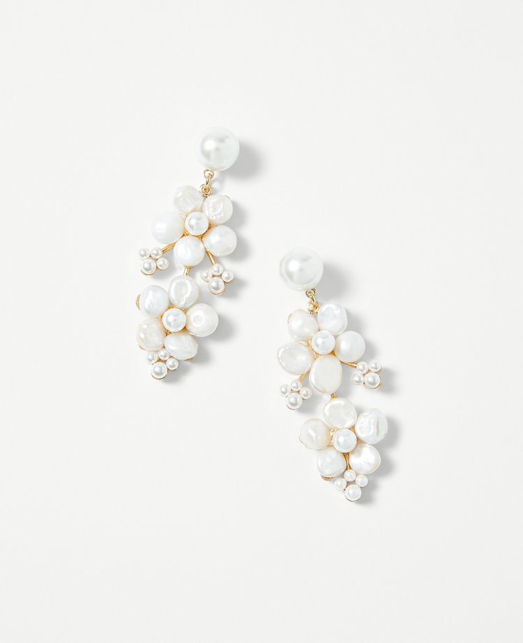 Pearlized Stud Earrings