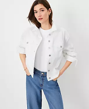 Petite AT Weekend Relaxed Denim Trucker Jacket in White carousel Product Image 2