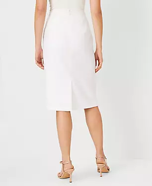 The Clean Pencil Skirt in Herringbone Linen Blend carousel Product Image 2