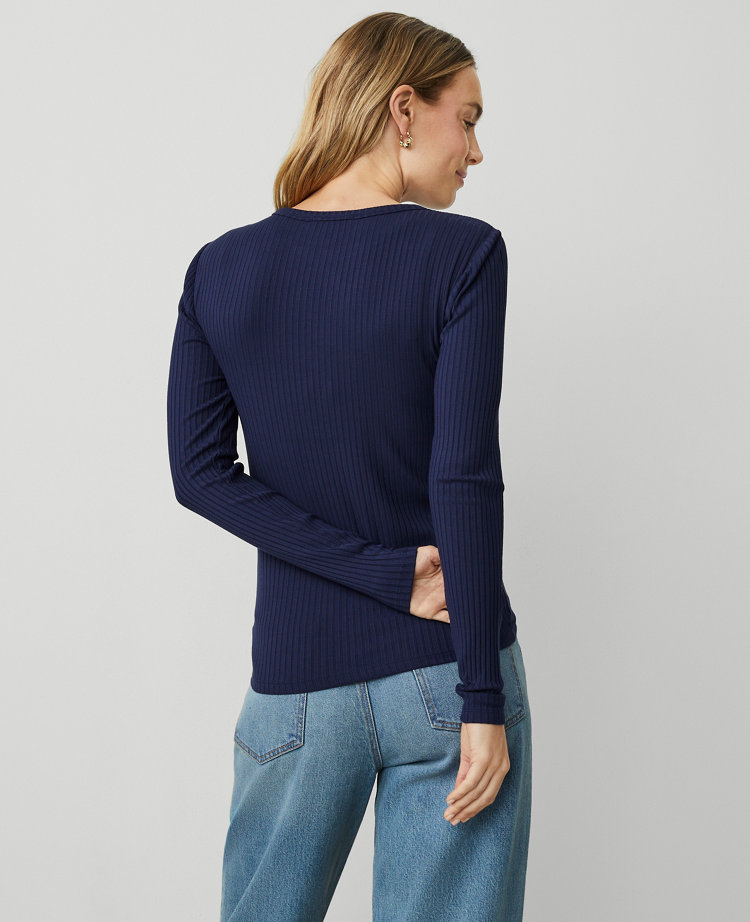 Ribbed Crew Neck Top