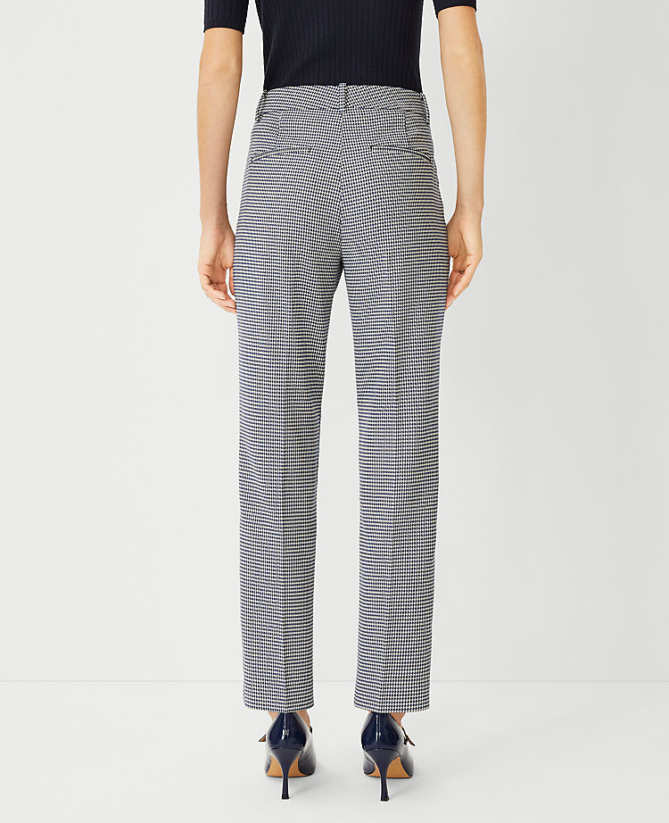 The Eva Ankle Pant in Houndstooth - Curvy Fit