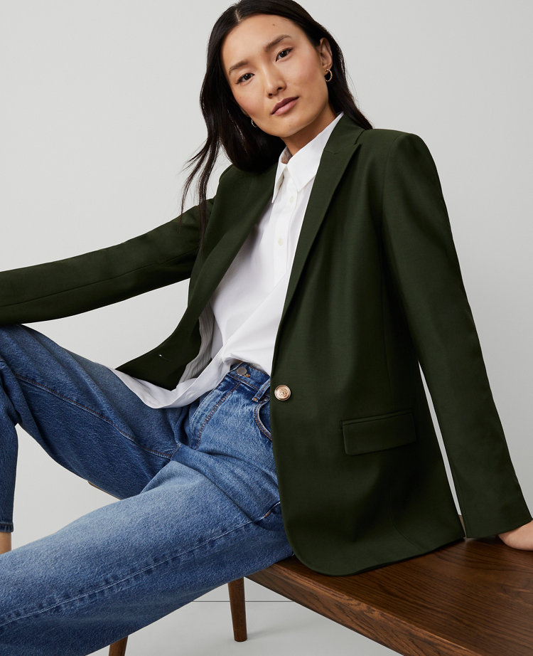 The Petite Longline Blazer in Bi-Stretch Twill