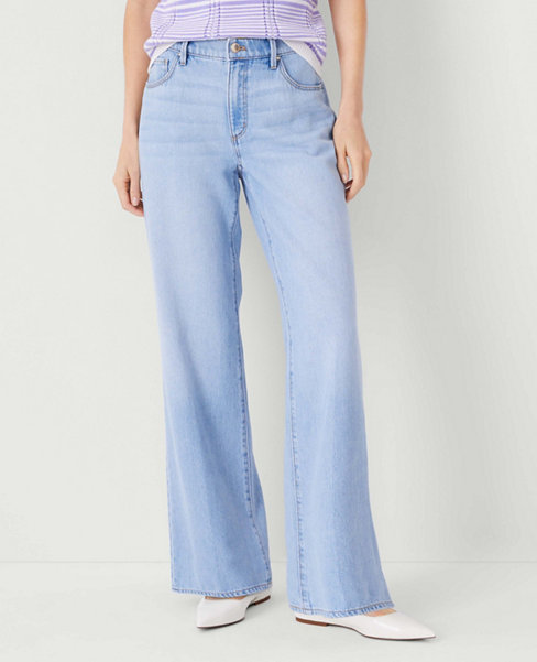 AT Weekend Mid Rise Wide Leg Jeans in Authentic Light Indigo Wash