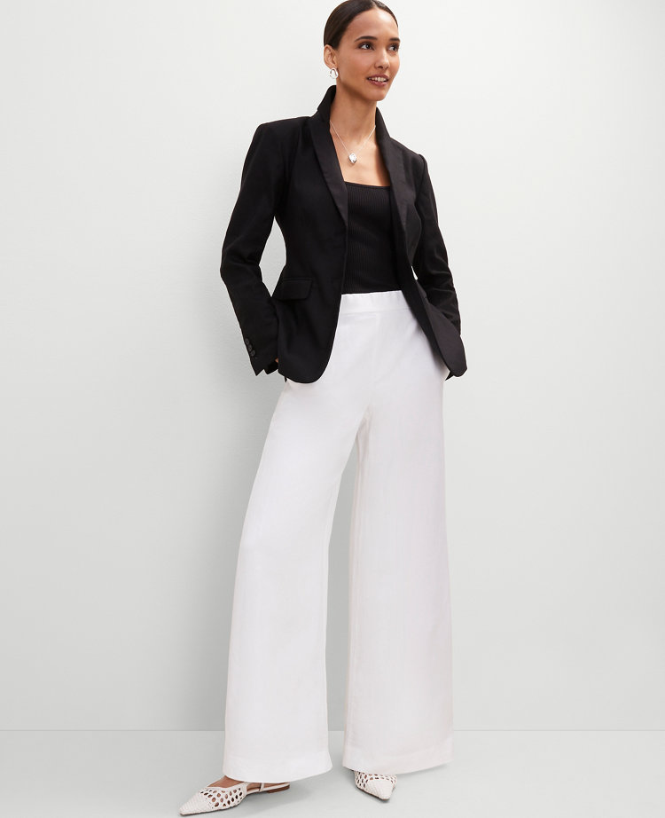 The Petite Palazzo Pant in Linen Blend