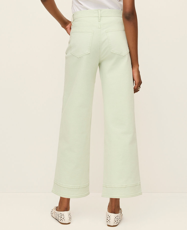 The Wide-Leg Crop Jean