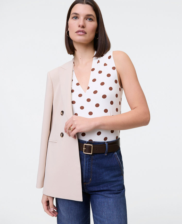 Petite Dotted Sleeveless V-Neck Top