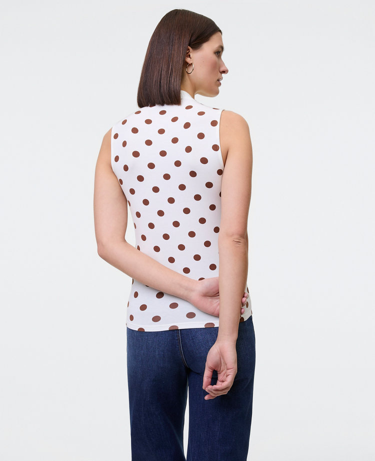 Petite Dotted Sleeveless V-Neck Top