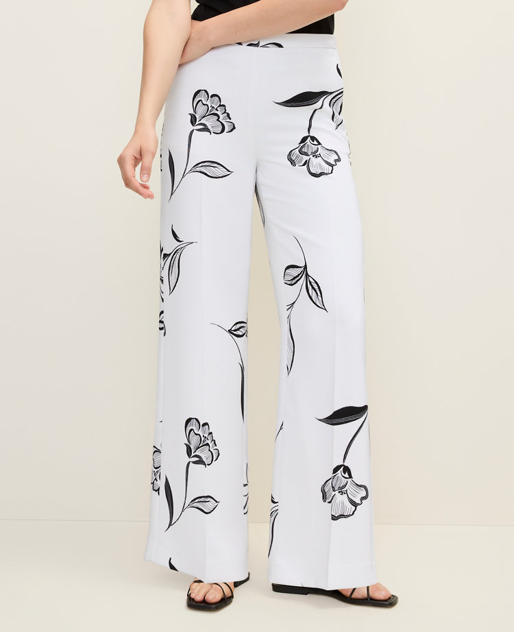 The Wide-Leg Pant in Floral Print