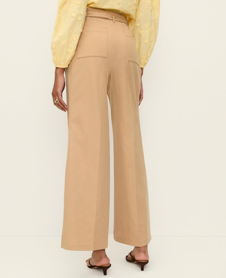 The Belted Wide-Leg Ankle Pant
