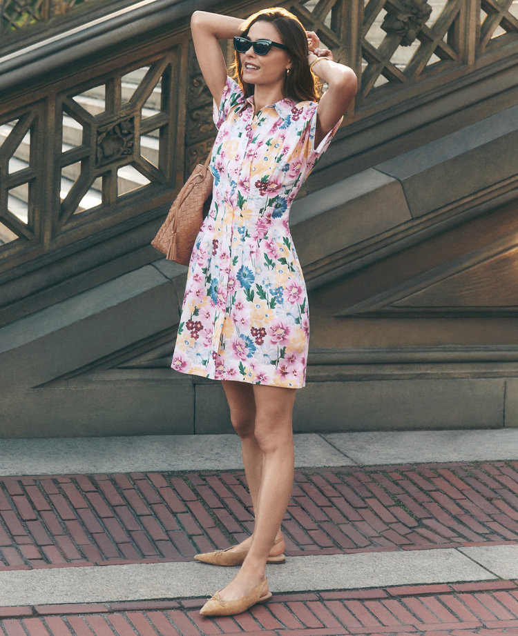 Petite Weekend Collection Floral Linen Blend Shirtdress