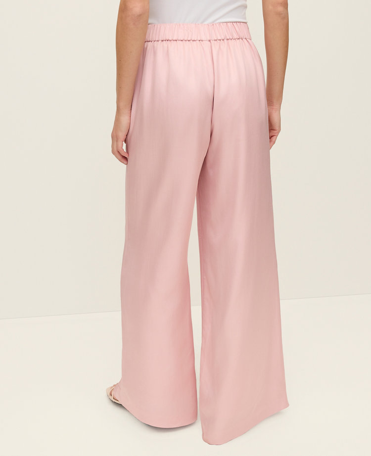 The Easy Wide-Leg Pant