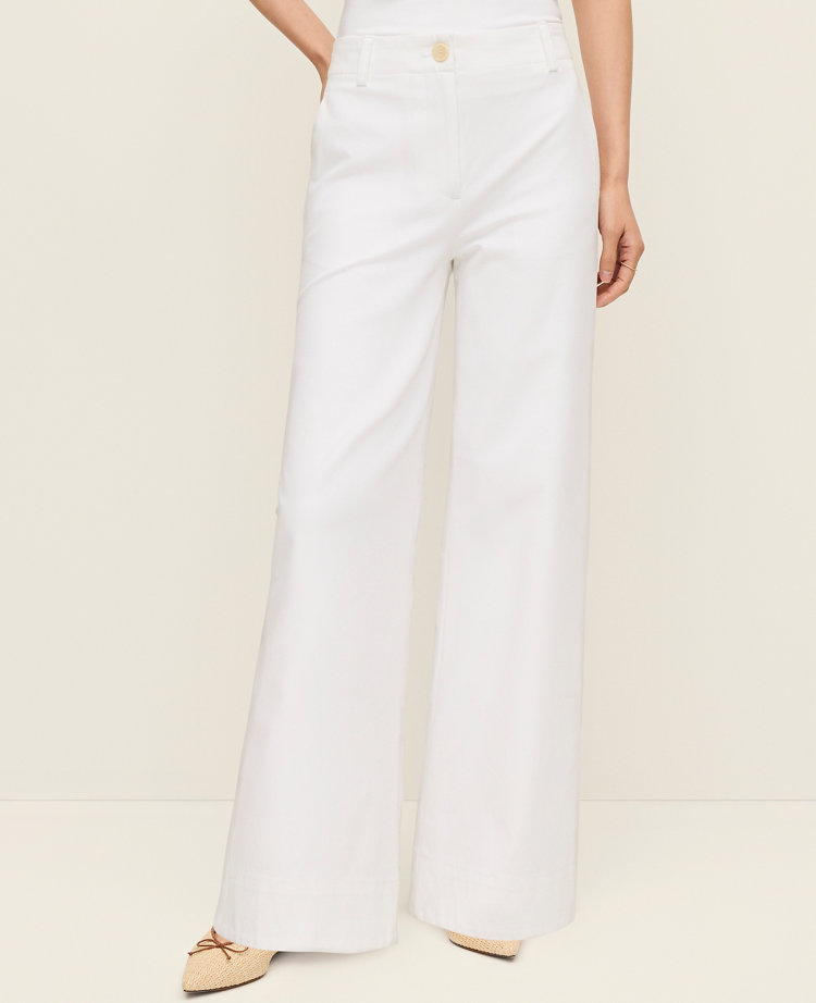 The Petite Modern Wide Leg Pant in Twill