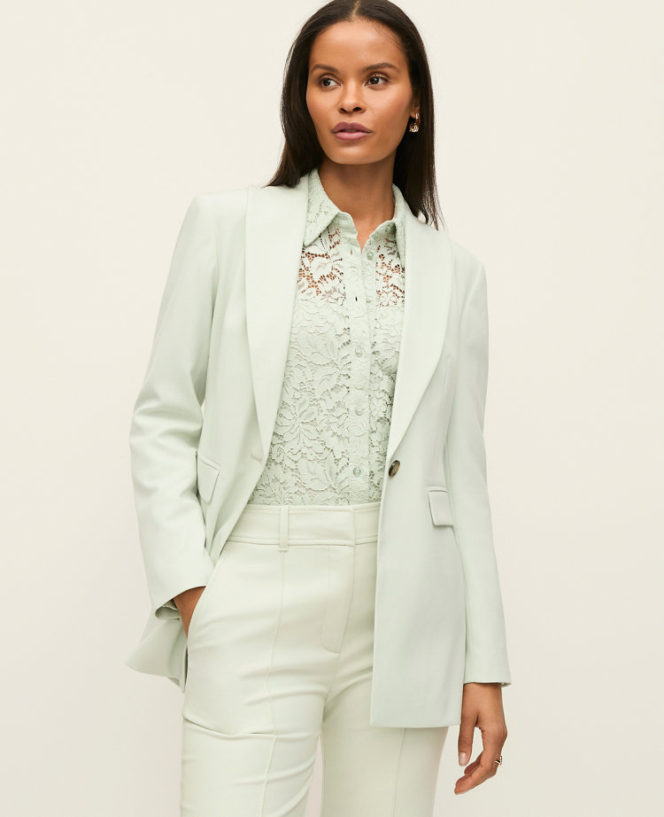 The Petite Fitted Long Blazer