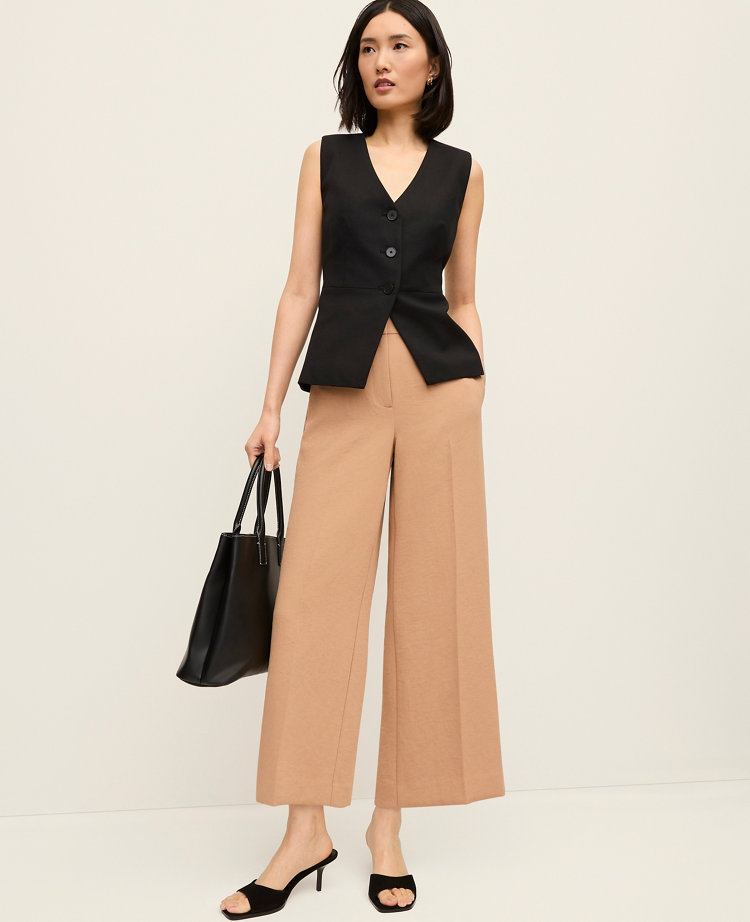 The Wide-Leg Cropped Pant in Fluid Crepe in Textured Crepe