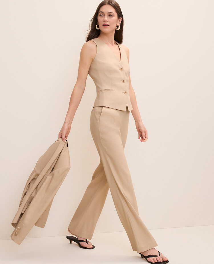 The High Rise Trouser in Linen Blend carousel Product Image 4