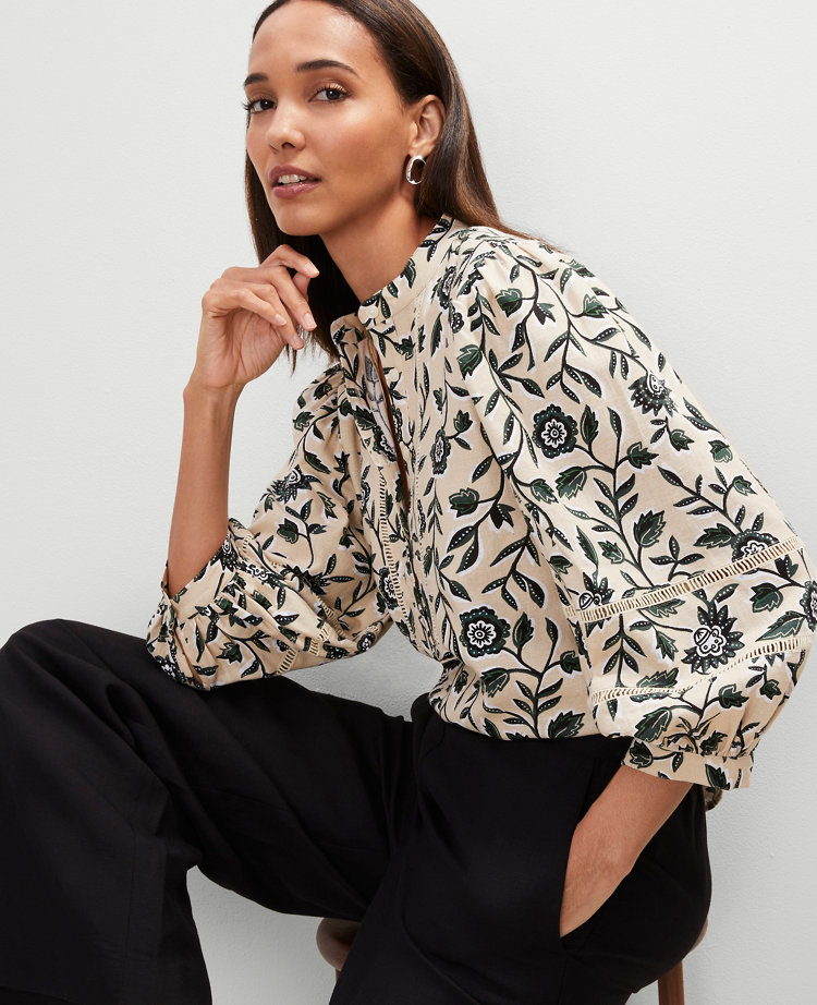 Floral Linen Blend Puff Sleeve Top