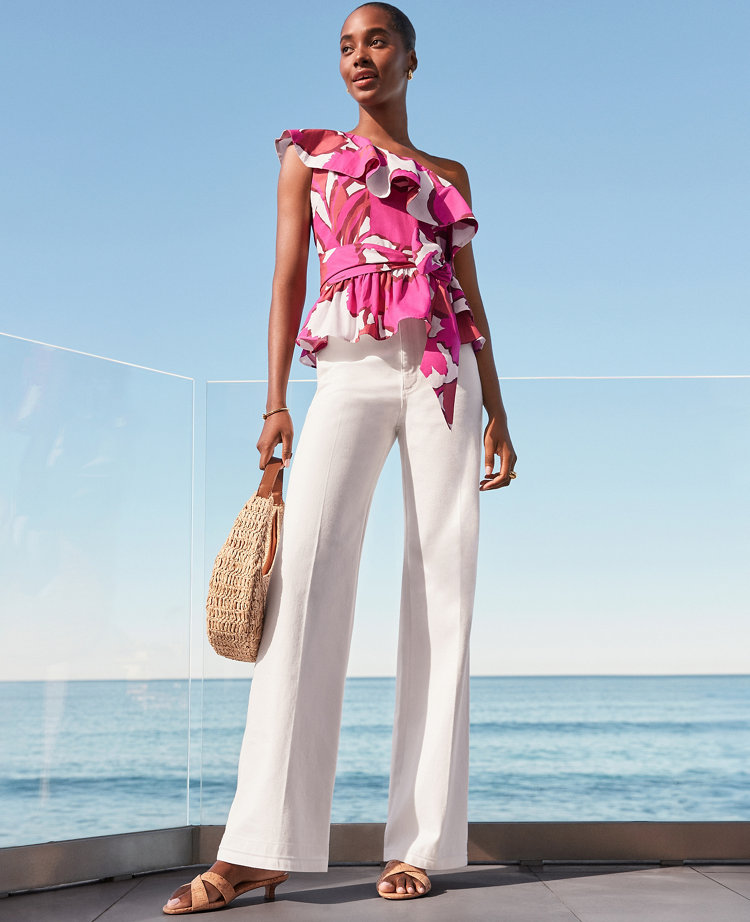 The Refined Wide-Leg Jean