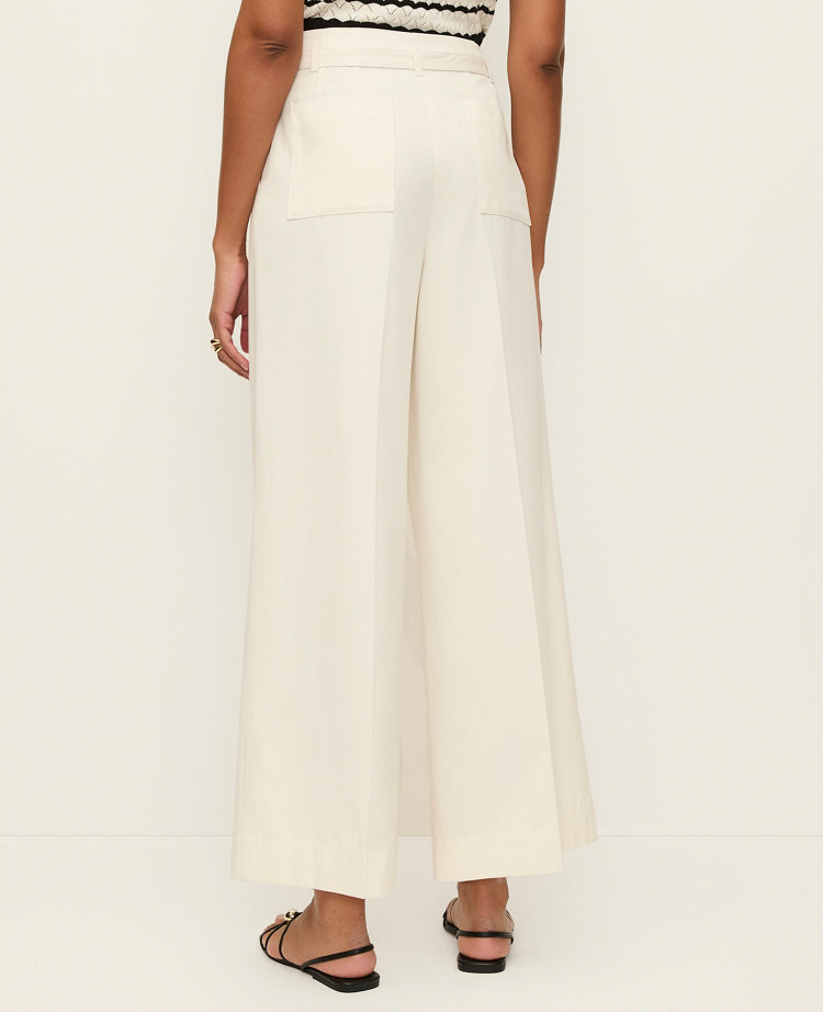 The Petite Belted Wide-Leg Ankle Pant