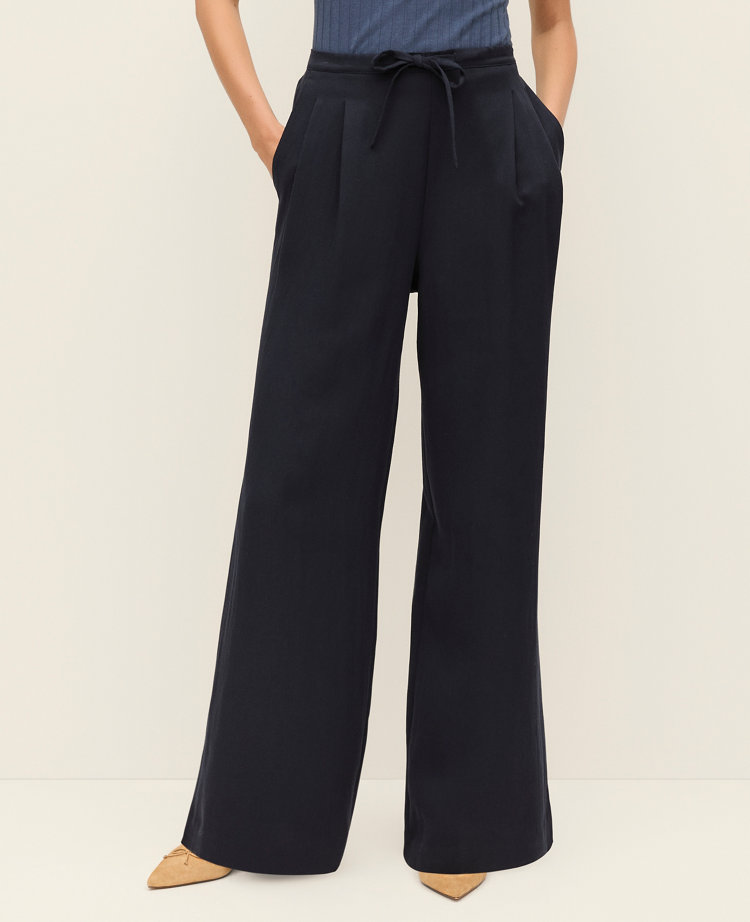 Petite Weekend Collection Easy Fit Wide-Leg Pant