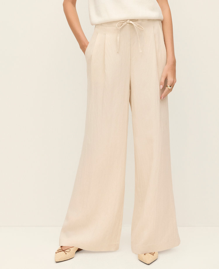 Petite Weekend Collection Easy Fit Wide-Leg Pant