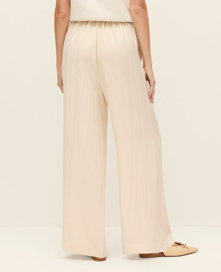 Petite Weekend Easy Fit Wide-Leg Pant