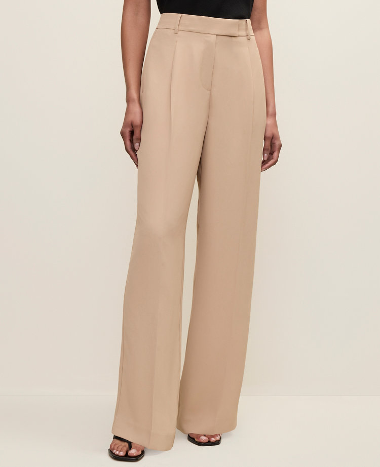 The Petite Pleated Straight Pant