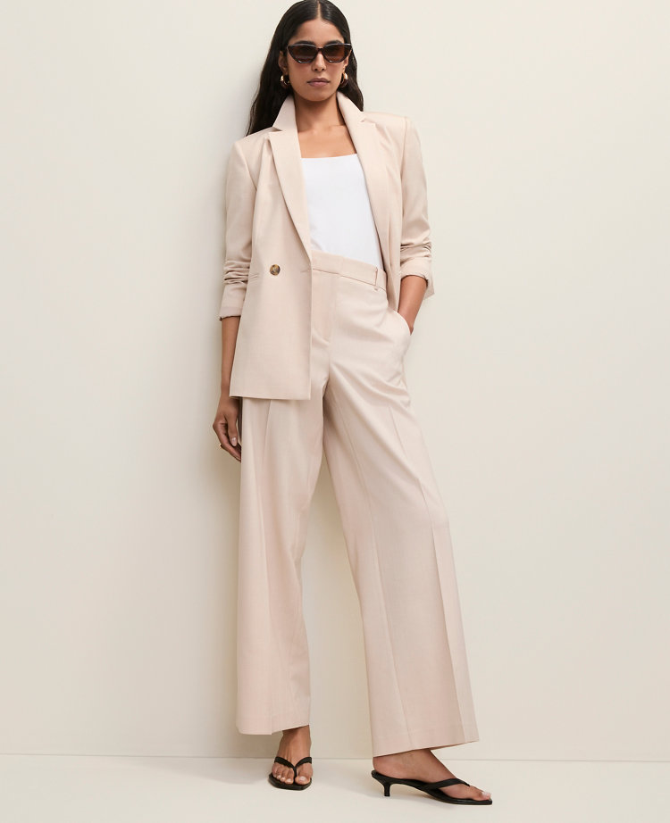 The Wide-Leg Pant