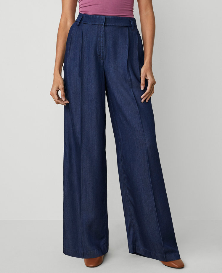 The Wide-Leg Pant in Refined Denim