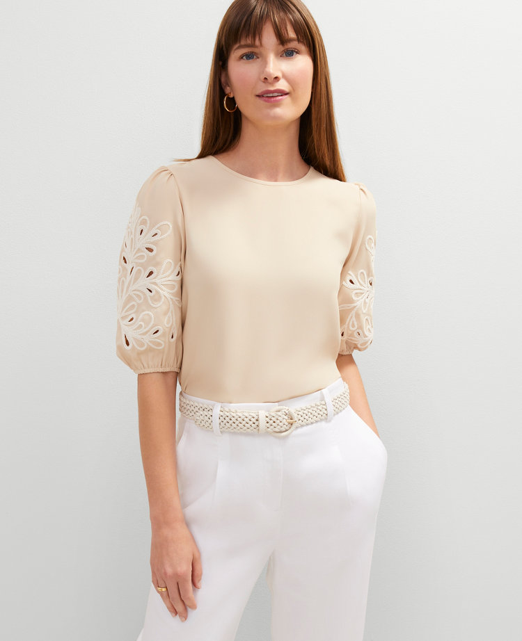 Embroidered Puff Sleeve Top