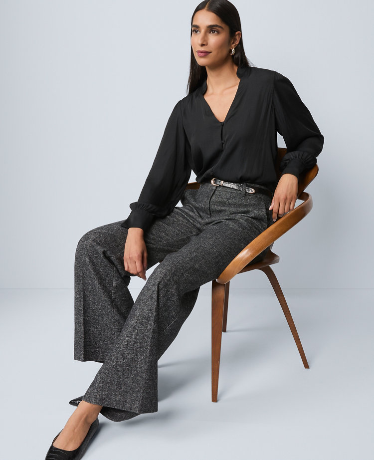 V-Neck Popover